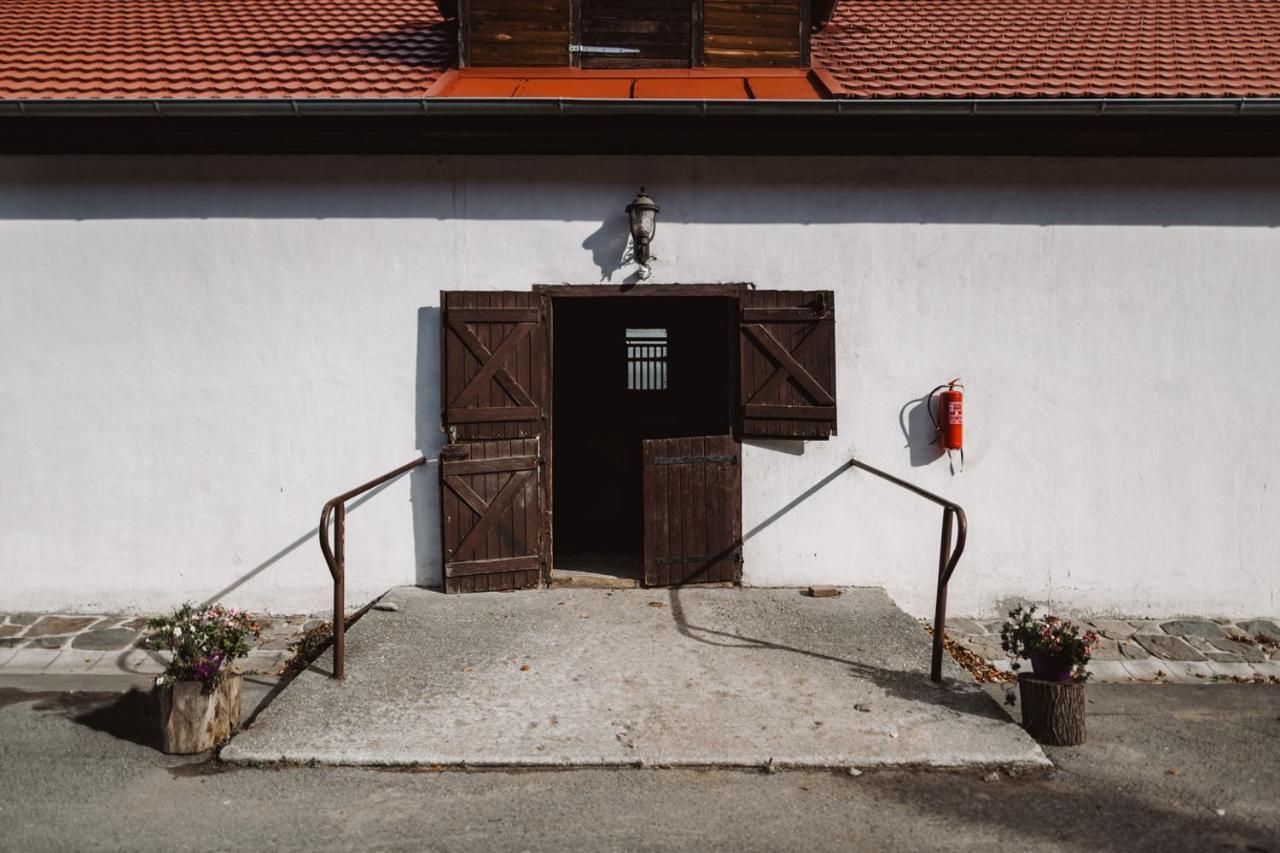 Villa Farma Klokocov Vitkov Esterno foto
